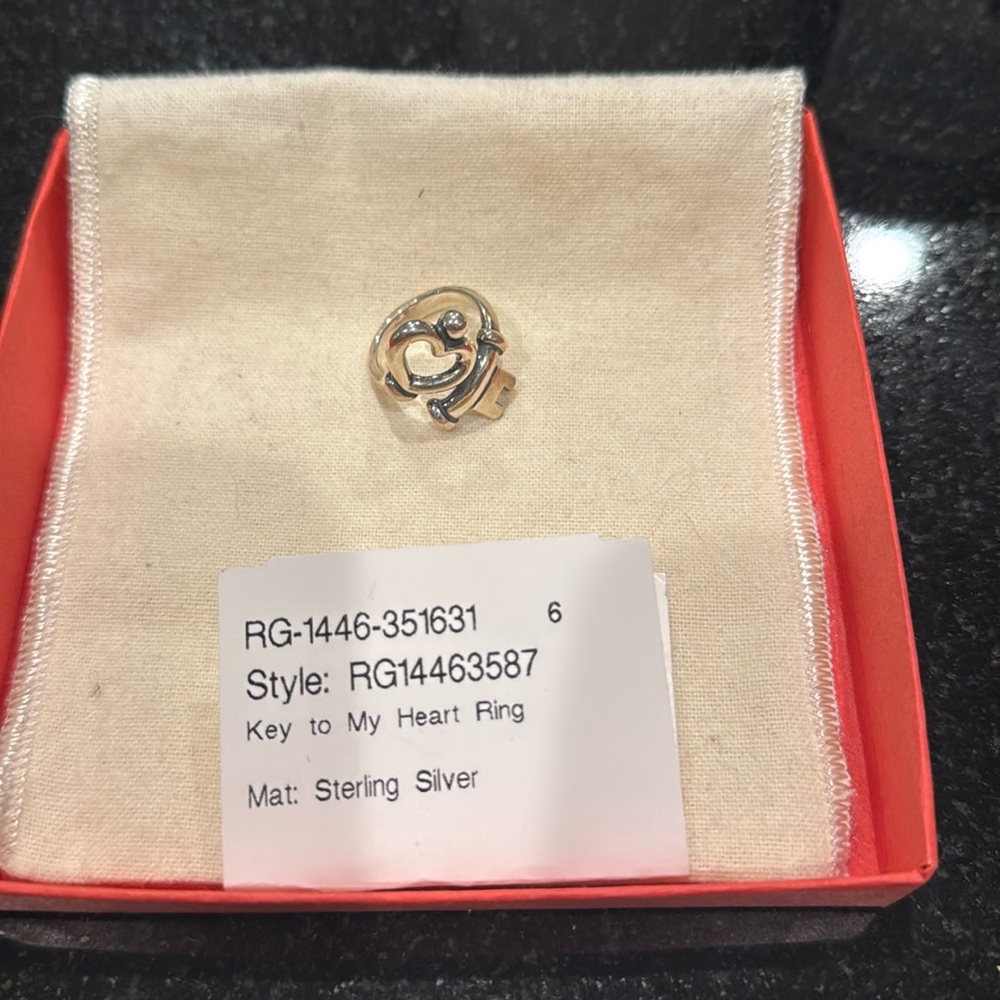 James Avery - Key to my heart size 6 ring